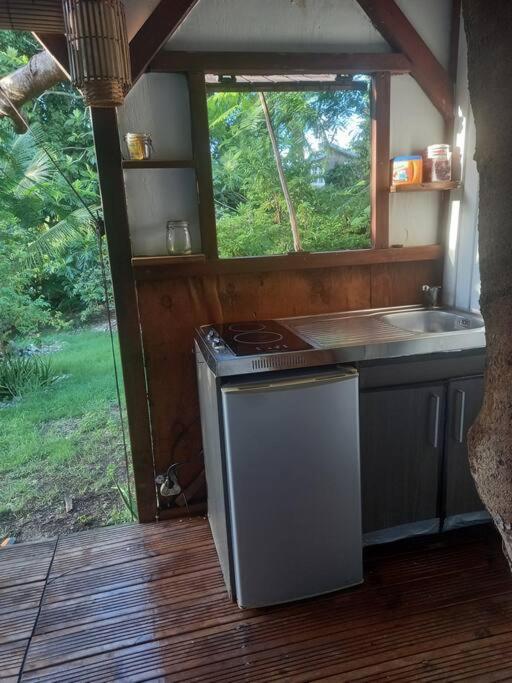 Bungalow Atypique Ti Bambou A 500M De La Plage Sainte-Anne  Eksteriør billede