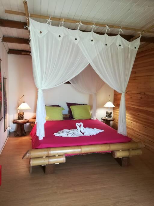 Bungalow Atypique Ti Bambou A 500M De La Plage Sainte-Anne  Eksteriør billede
